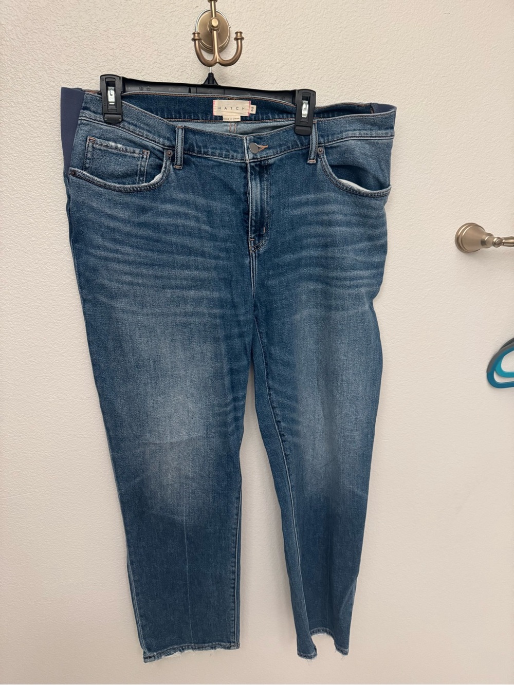 Hatch Women's Maternity Boyfriend Jeans - Blue Wash